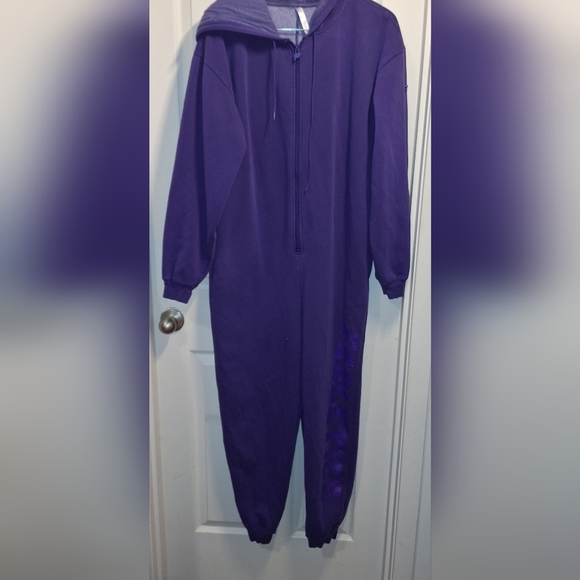 Fabletics Pants - Fabletics Adult XL Women's Purple Hoodie Jumpsuit